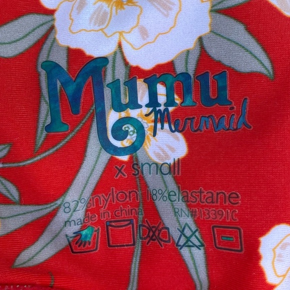 Show me your Mumu swim top - Picture 14 of 14